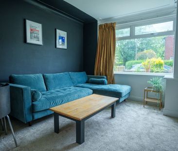 Room in a Shared House, Park View Grove, LS4 - Photo 1