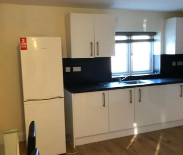 4 bedroom flat to rent - Photo 5 | Rentumo