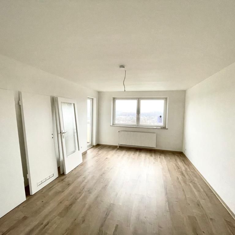 Barrierearme 2-Zimmer-Wohnung mit toller Aussicht am Obsthof in Menden - Photo 1