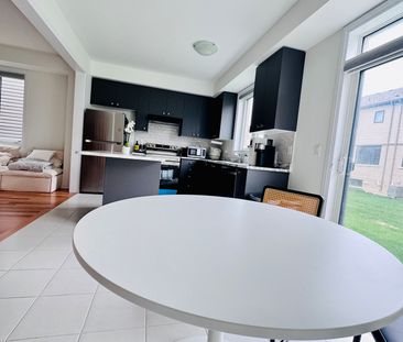 For Lease - 52 Cresthaven Heights, Thorold, Ontario - Photo 6