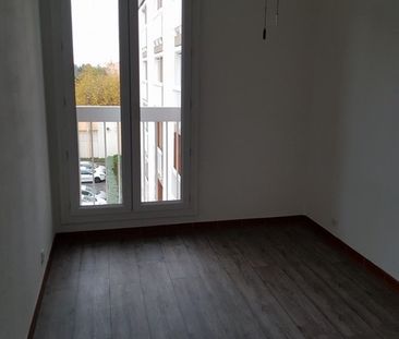 Location Appartement 3 pièces 61m² MARIGNANE 13700 - Photo 2