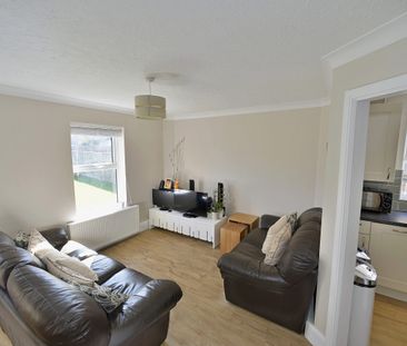 Flat 4 Bakers Yard Molyneux Road, Godalming - 1 bedroomProperty for... - Photo 2