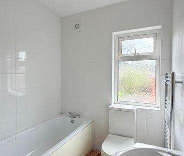 28 Upper Dunmurry Lane, Dunmurry, BT17 0AB - Photo 3