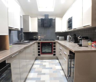 6 bedroom house of multiple occupation to rent - Photo 5