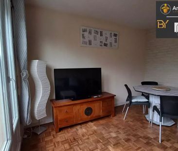 Location Appartement 2 pièces 45 m2 à Rennes - Photo 2