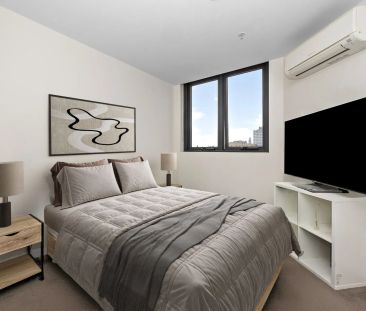 Modern, Light-Filled with Spectacular City Views - FULLY FURNISHED - Photo 1