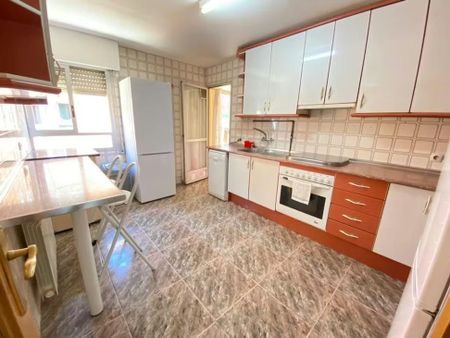 Calle de Graena, Madrid, Community of Madrid 28041 - Photo 4