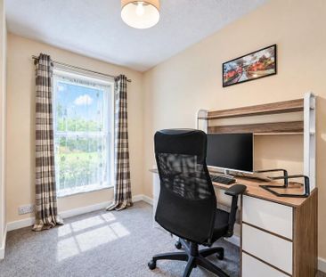 2 bedroom flat to rent - Photo 4