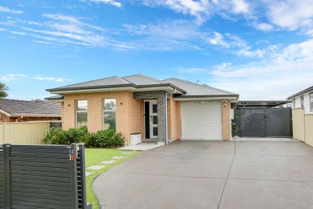 12 Robinson Street, Riverstone. - Photo 4