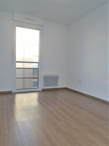 Location Appartement 2 pièces 41m² MURET 31600 - Photo 2