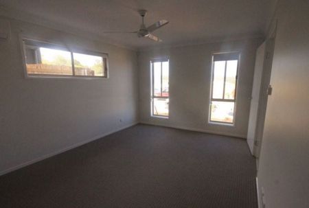 Four Bedroom Family Home with Multiple Living Areas! - Photo 2