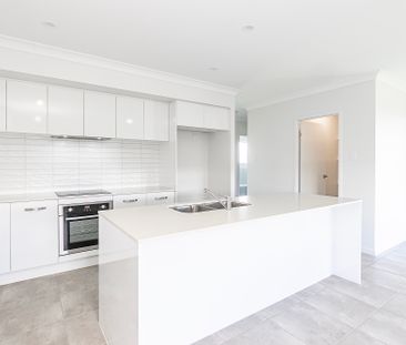 2 Tesselaris Court, Bohle Plains QLD 4817 - House For Rent | Domain - Photo 4