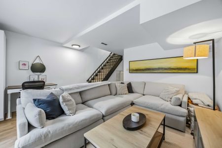 For Lease - 121 Montgomery Avenue, Toronto, Ontario - Photo 2