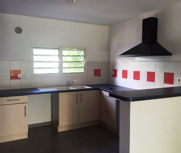 Location Maison 4 pièces 96m² LA POSSESSION 97419 - Photo 2