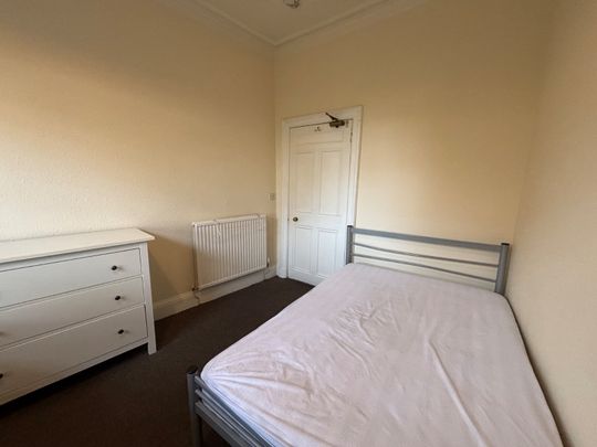 4 bedroom apartment to rent - Photo 1