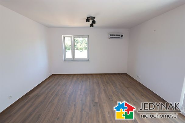 Czarnowąsy, Opole - Photo 1