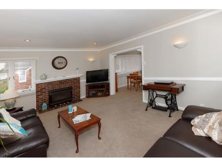 Hillsborough, 227 Hillsborough Road - Photo 5