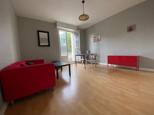 Location Appartement 2 pièces 49m² - Photo 1