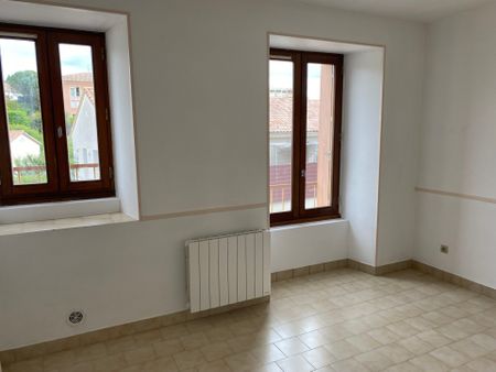 Location Appartement 3 pièces 48m² LES VANS 07140 - Photo 4