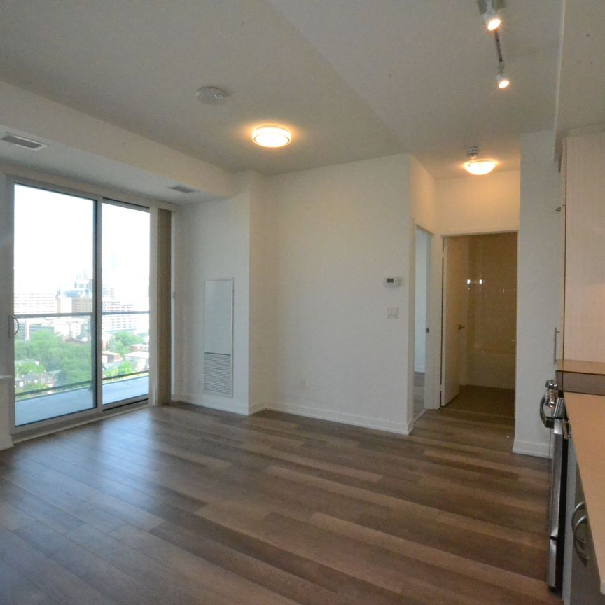 For Lease - 181 Huron Street Unit# 1508, Toronto, Ontario - Photo 1