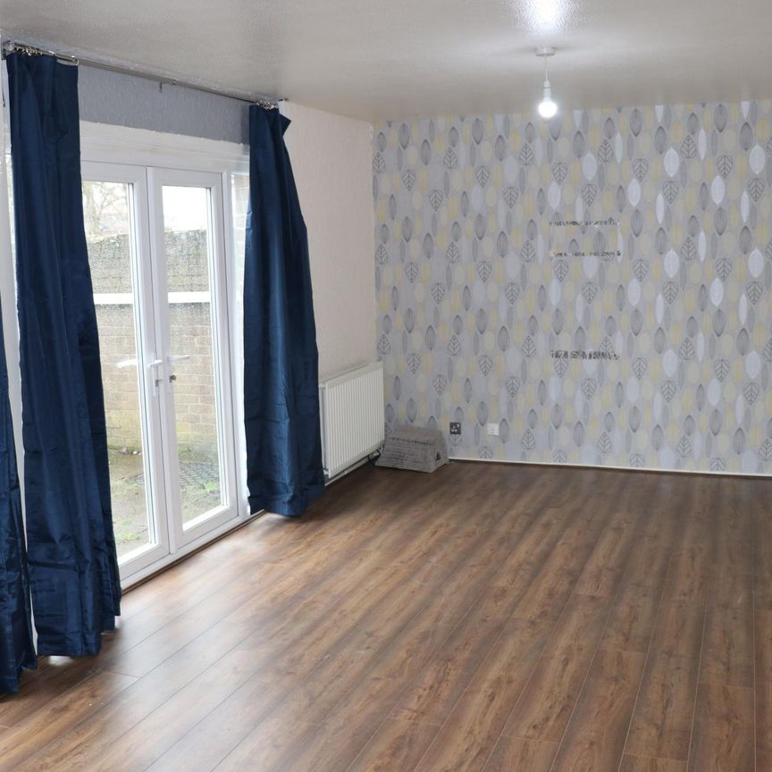 shiredale drive - Photo 1