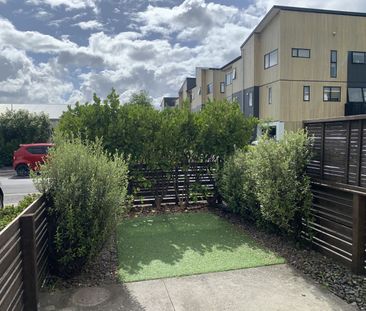 27 Saltmarsh Road, Hobsonville, Auckland - Photo 3
