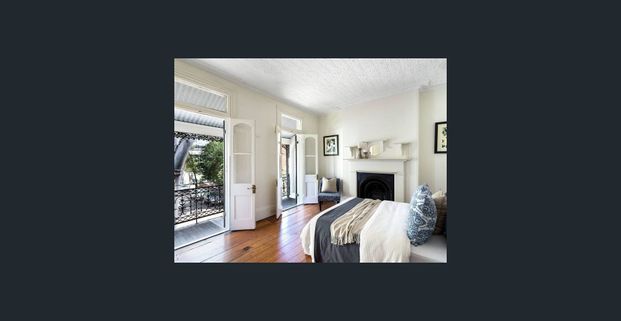 Classic Paddington Terrace for Lease - Photo 1