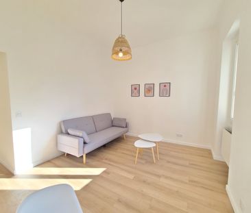 Location Appartement 2 pièces 37m² MARSEILLE 5ème - Photo 3