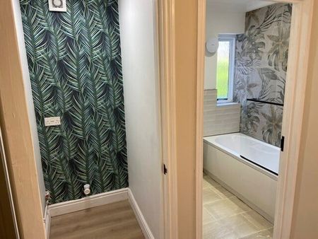 The Beeches - Photo 5