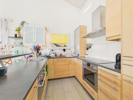 Un logement moderne dans un cadre idyllique - Appartement de 3.5 pièces à Le Mouret - Photo 3