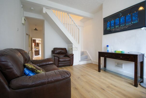 37 Gleave Road - Photo 1