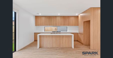 The Perfect Blend of Space, Style & Location - Photo 4