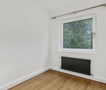 3 bedroom apartment to rent - Photo 6