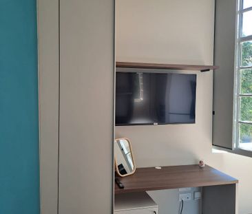 Location Appartement 1 pièce 32m² - Photo 2