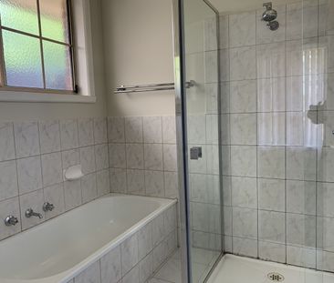 2/8 Medhurst Street, Burwood East VIC 3151 - Apartment For Rent | D... - Photo 5