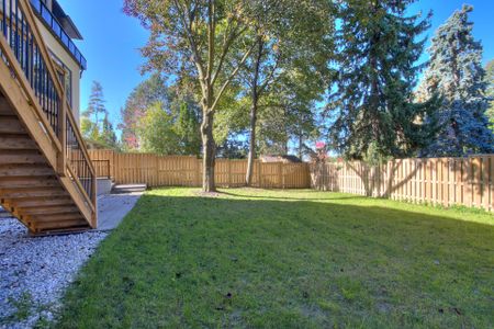 For Lease - 23 Cresthaven Drive, Toronto, Ontario - Photo 2