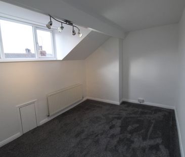 2 bedroom House To Let - Photo 2