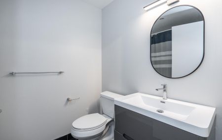 For Lease - 400 Wellington Street Unit# 1009, Toronto, Ontario - Photo 4