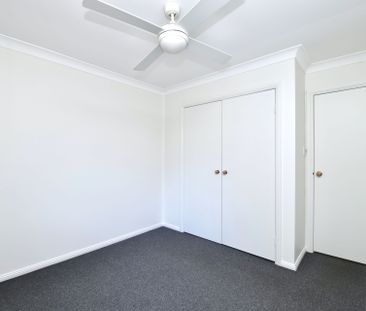 Three Bedroom Townhouse - Photo 2