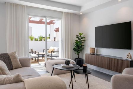 4 bedroom luxury penthouse for rent in Nueva Andalucia, Andalusia - Photo 5