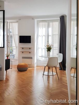 Logement à Paris, Location meublée - Photo 1