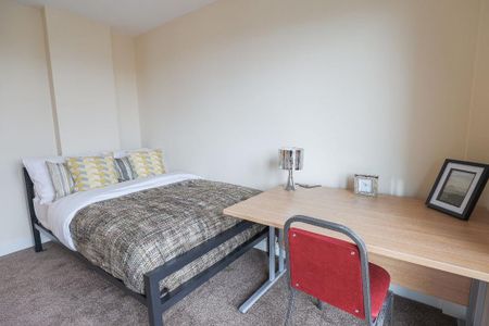 2 bedroom flat to rent - Photo 5