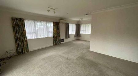 Family home in Flagstaff - Photo 2