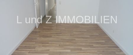 *** Helle 2 Zimmer EG-Wohnung mit Einbau-Küche *** - Photo 1