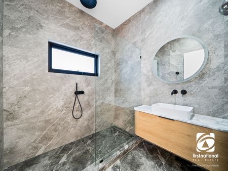 As New Four Bedroom Luxury Duplex - Photo 4