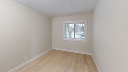 348 Zephyr Avenue, Ottawa, ON - Photo 4