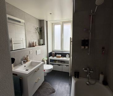 Appartement 3,5 pièces à La Chaux-de-Fonds Avec Garage - Foto 5