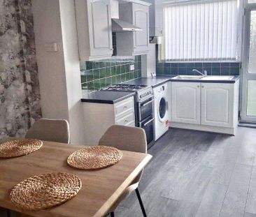 2 bedroom terraced house to rent - Photo 6