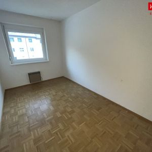 Günstige 3 Zimmer Wohnung mit Loggia! - Photo 2