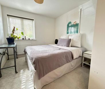 2 bedroom maisonette to rent - Photo 2